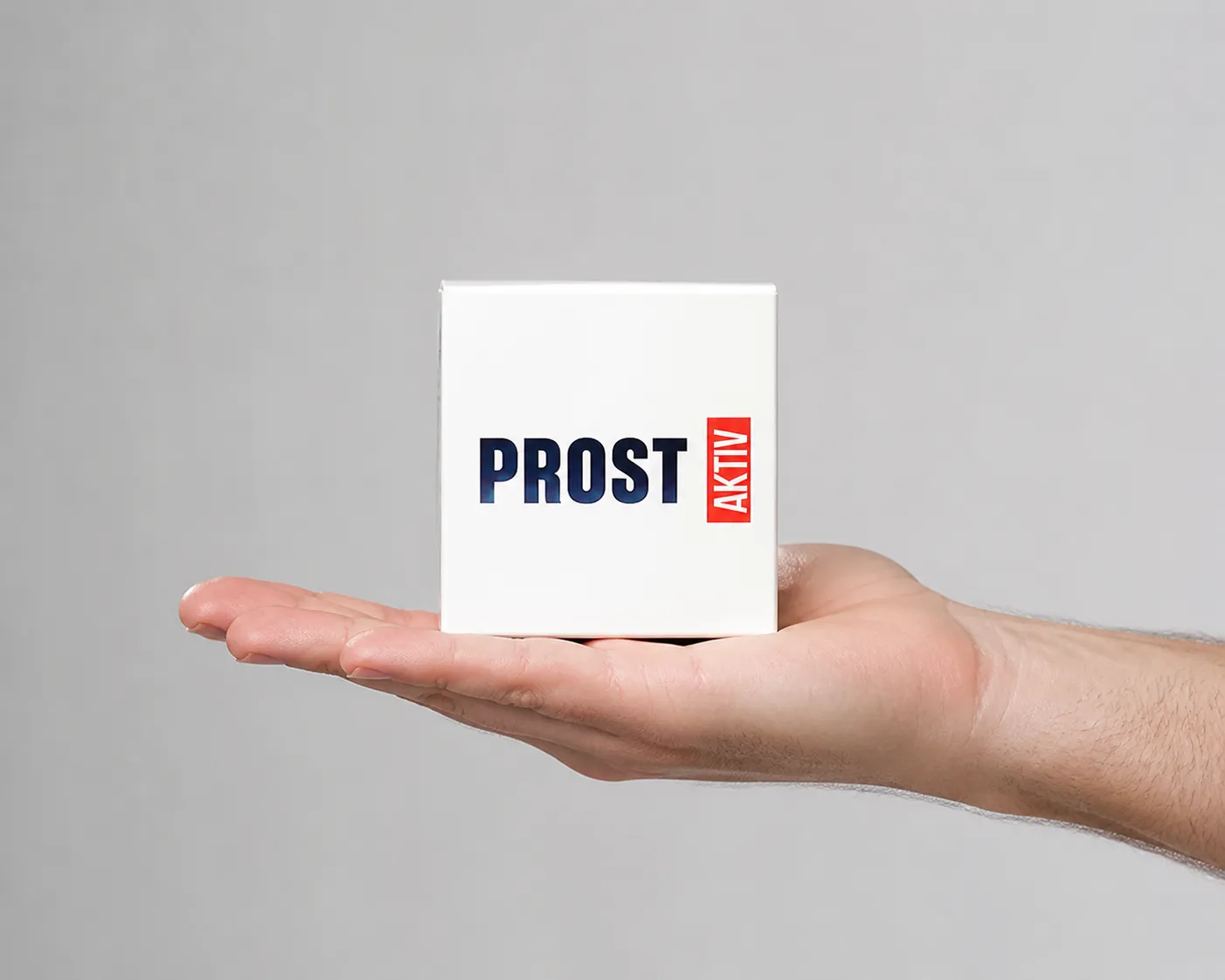 ProstaAktiv — Verpackung in der Hand