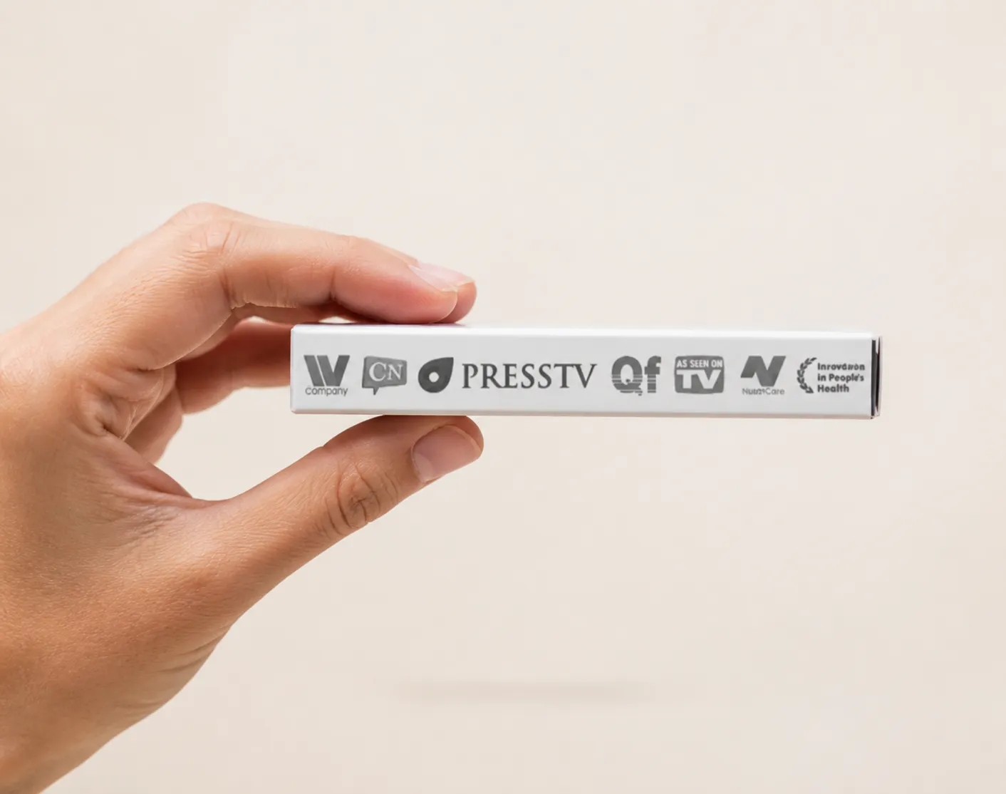 ACUSTAN drops — Verpackung in der Hand